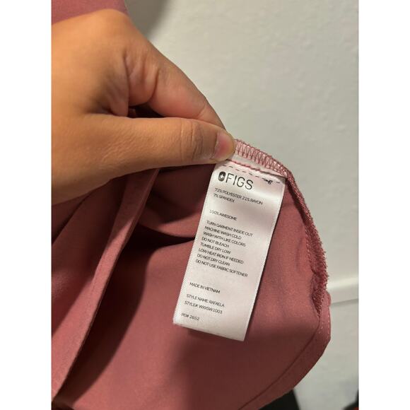 Figs Rafaela Oversized Scrub Top In Desert Rose Size L - Picture 6 of 7